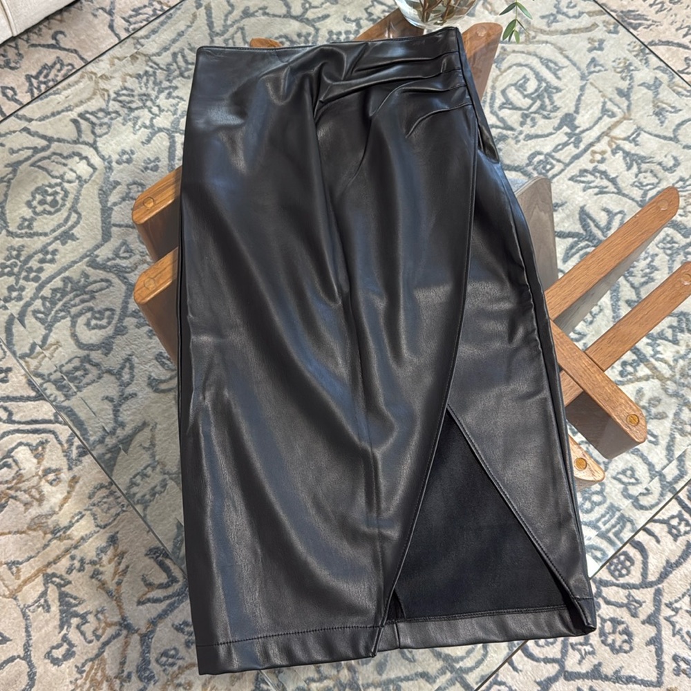 Abercrombie and Fitch Black Pleather Skirt XXS